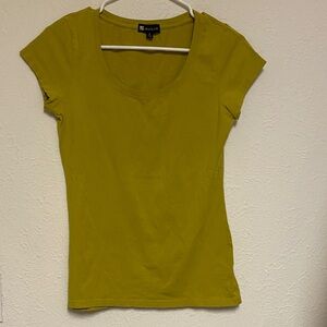 Valerie Bertinelli Olive Short Sleeve Scoop Neck Tee